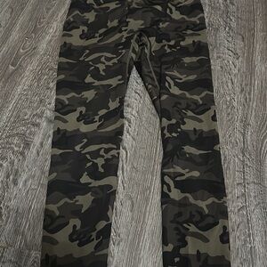 Camouflage Print leggings